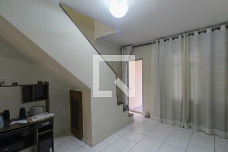 Sala  de casa à venda com 3 quartos, 73m² em Chácara Mafalda, São Paulo