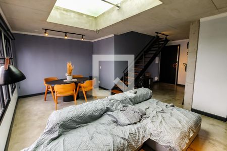 Sala de apartamento à venda com 1 quarto, 140m² em Vila Suzana, São Paulo