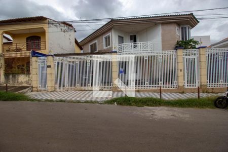 Fachada de casa à venda com 5 quartos, 314m² em Metropolitano, Brasília