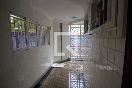 Corredor de casa à venda com 5 quartos, 314m² em Metropolitano, Brasília