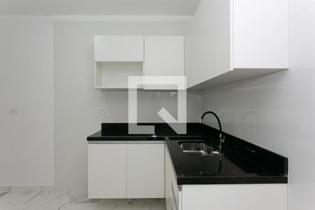 Cozinha de apartamento para alugar com 2 quartos, 47m² em Parada Inglesa, São Paulo