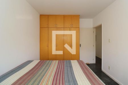 Suíte de apartamento à venda com 3 quartos, 134m² em Pinheiros, São Paulo