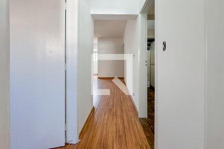 Corredor de apartamento à venda com 2 quartos, 112m² em Jardim da Gloria, São Paulo