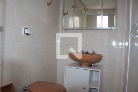 Banheiro de apartamento para alugar com 1 quarto, 37m² em Higienópolis, São Paulo