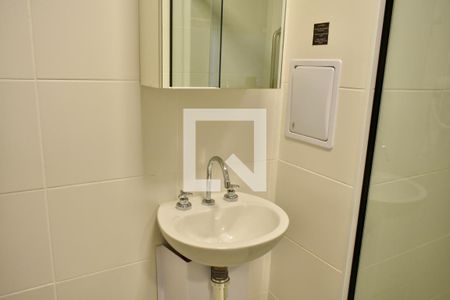 Studio Banheiro de kitnet/studio para alugar com 1 quarto, 27m² em Vila Clementino, São Paulo
