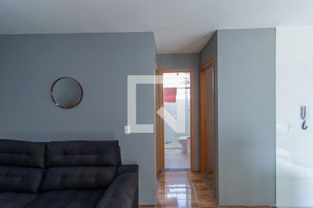 Sala de apartamento para alugar com 2 quartos, 38m² em Jardim Caiapia, Cotia