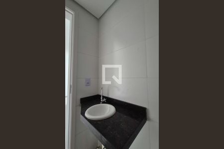Banheiro de apartamento à venda com 2 quartos, 78m² em Vila Progresso, Santo André
