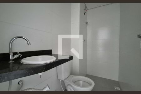 Banheiro de apartamento à venda com 2 quartos, 78m² em Vila Progresso, Santo André