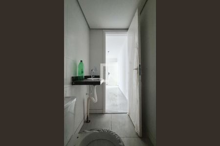 Banheiro de apartamento à venda com 2 quartos, 42m² em Vila Progresso, Santo André