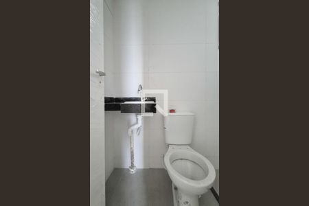 Banheiro de apartamento à venda com 2 quartos, 80m² em Vila Progresso, Santo André