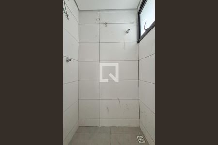 Banheiro de apartamento à venda com 2 quartos, 79m² em Vila Progresso, Santo André