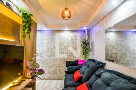 Sala de apartamento para alugar com 2 quartos, 50m² em Vila Aquilino, Santo André