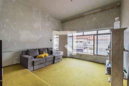 Casa à venda com 3 quartos, 250m² em Vila Monumento, São Paulo