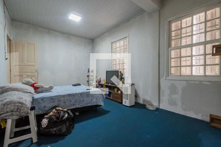 Casa à venda com 3 quartos, 250m² em Vila Monumento, São Paulo