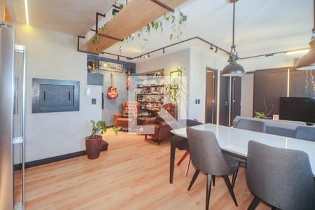 Cozinha de apartamento à venda com 2 quartos, 67m² em São Sebastião, Porto Alegre
