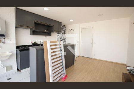 Sala/Cozinha de apartamento para alugar com 2 quartos, 43m² em Vila Prudente, São Paulo