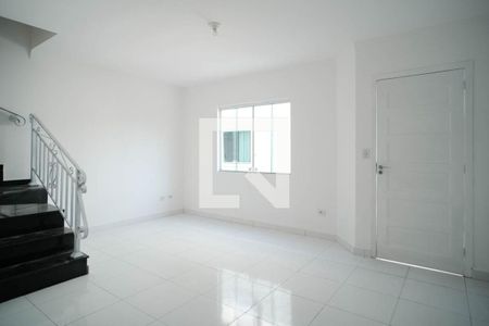 Sala de casa de condomínio para alugar com 3 quartos, 130m² em Vila Guilhermina, São Paulo