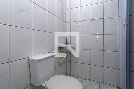 Banheiro de casa para alugar com 1 quarto, 45m² em Sacoma, São Paulo