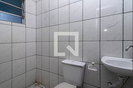 Banheiro de casa para alugar com 1 quarto, 45m² em Sacoma, São Paulo