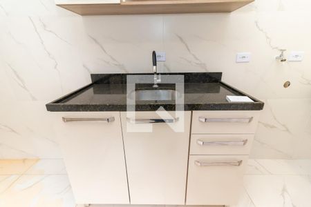 Sala/Cozinha de apartamento para alugar com 2 quartos, 35m² em Vila Campanela, São Paulo