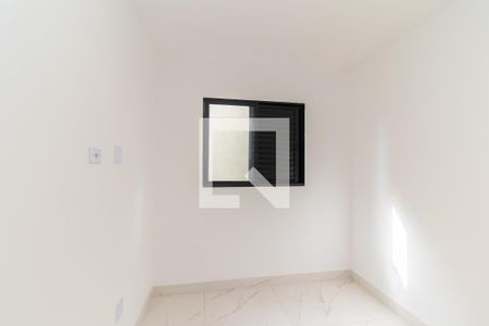 Quarto 1 de apartamento para alugar com 2 quartos, 35m² em Vila Campanela, São Paulo