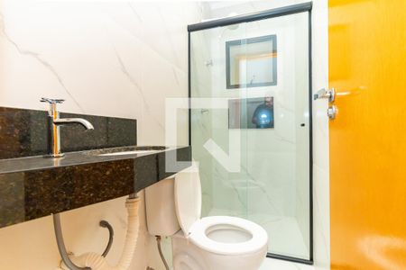 Banheiro de apartamento para alugar com 1 quarto, 40m² em Vila Campanela, São Paulo