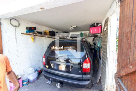 Garagem de casa à venda com 2 quartos, 170m² em Bento Ribeiro, Rio de Janeiro