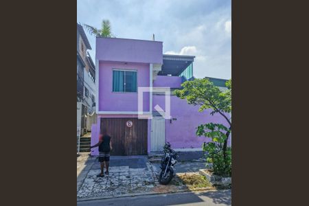 Fachada de casa à venda com 2 quartos, 170m² em Bento Ribeiro, Rio de Janeiro
