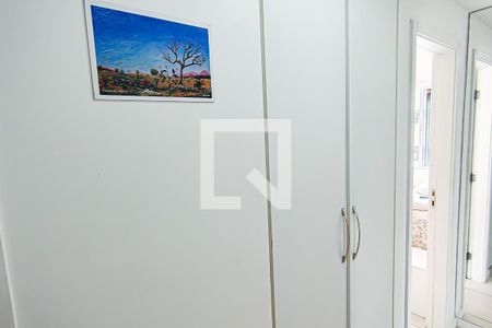 Corredor  de apartamento à venda com 3 quartos, 84m² em Recreio dos Bandeirantes, Rio de Janeiro