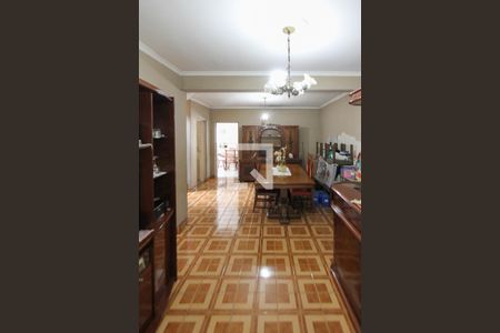 Sala de Jantar de casa à venda com 4 quartos, 280m² em Vila Lucia, São Paulo