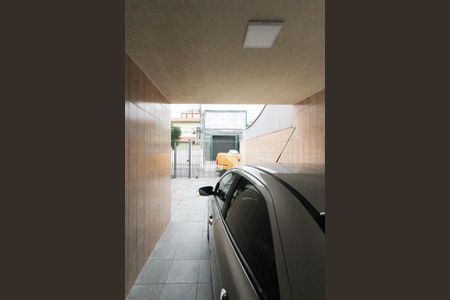 Garagem de casa à venda com 4 quartos, 280m² em Vila Lucia, São Paulo