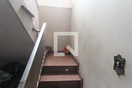 Escada de casa à venda com 4 quartos, 280m² em Vila Lucia, São Paulo