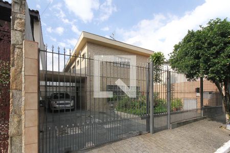 Fachada de casa à venda com 4 quartos, 280m² em Vila Lucia, São Paulo