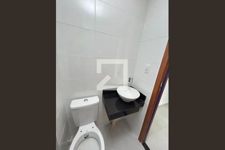 Banheiro de apartamento à venda com 2 quartos, 37m² em Del Castilho, Rio de Janeiro