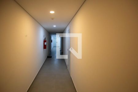 Hall de entrada de kitnet/studio para alugar com 1 quarto, 33m² em Vila Gumercindo, São Paulo