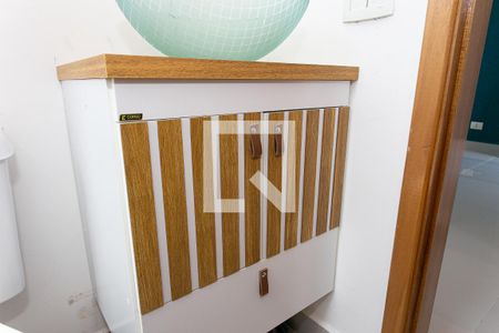 Banheiro de apartamento à venda com 2 quartos, 50m² em Vila Aricanduva, São Paulo