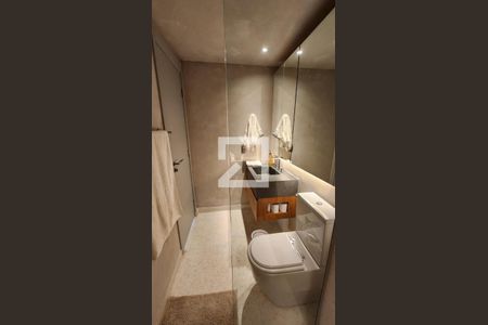 Banheiro de apartamento para alugar com 1 quarto, 100m² em Itaim Bibi, São Paulo