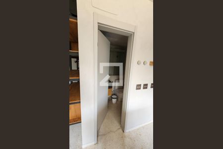 Banheiro de apartamento para alugar com 1 quarto, 100m² em Itaim Bibi, São Paulo