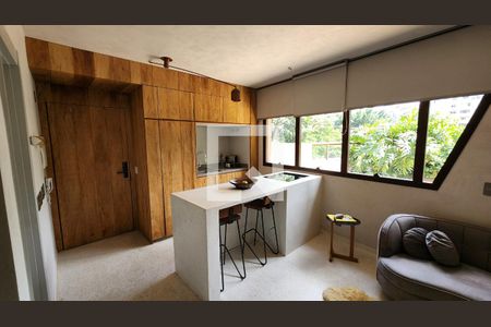 Cozinha de apartamento para alugar com 1 quarto, 100m² em Itaim Bibi, São Paulo