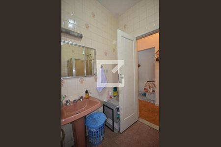 Banheiro de apartamento à venda com 3 quartos, 294m² em Vila Valqueire, Rio de Janeiro