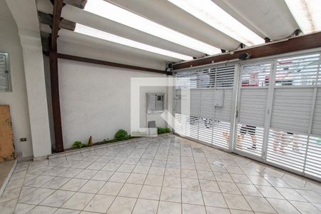 Garagem de casa para alugar com 3 quartos, 195m² em Vila Mariana, São Paulo