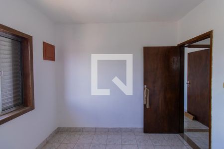 Quarto 2 de casa para alugar com 2 quartos, 114m² em Parque Santa Rita de Cassia, Cotia