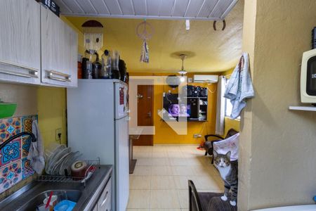 Sala/Cozinha de apartamento à venda com 2 quartos, 43m² em Vila Nova, Porto Alegre