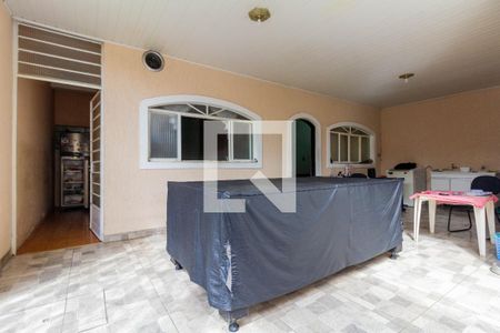 Casa à venda com 280m², 8 quartos e 5 vagasCASA1: QUINTAL E ÁREA DE SERVIÇO