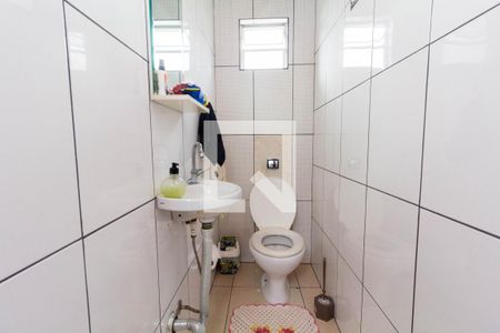 Casa à venda com 280m², 8 quartos e 5 vagasCASA 3: BANHEIRO 2