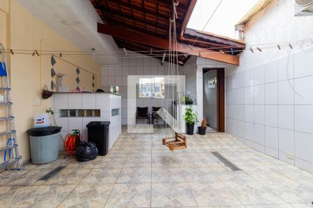 Casa à venda com 280m², 8 quartos e 5 vagasCASA 3: QUINTAL E ÁREA DE SERVIÇO