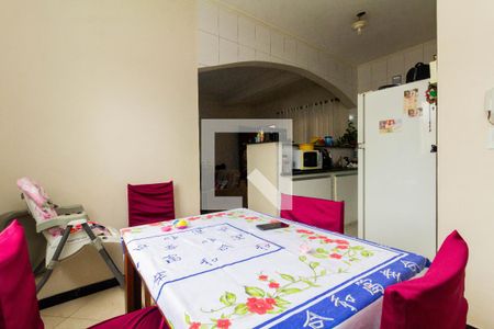 Casa à venda com 280m², 8 quartos e 5 vagasCASA 3: COZINHA