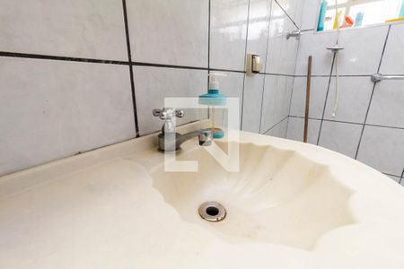 Casa à venda com 280m², 8 quartos e 5 vagasCASA 2: BANHEIRO