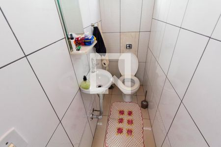 Casa à venda com 280m², 8 quartos e 5 vagasCASA 3: BANHEIRO 2