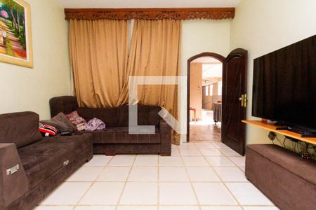 CASA 1: SALA de casa à venda com 3 quartos, 280m² em Vila Santa Lucia, São Paulo